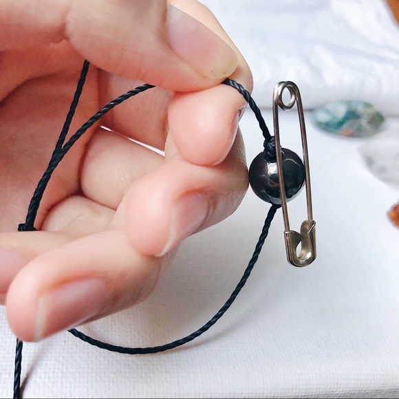 Real Magnetite (Lodestone) Bracelet - Picture 3 of 5